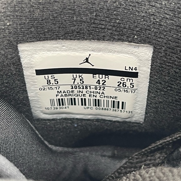 Jordan 8 black cement - Picture 6 of 7